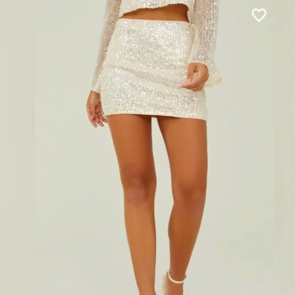 NWOT sequin skirt Altar’d State champagne - Picture 2 of 8